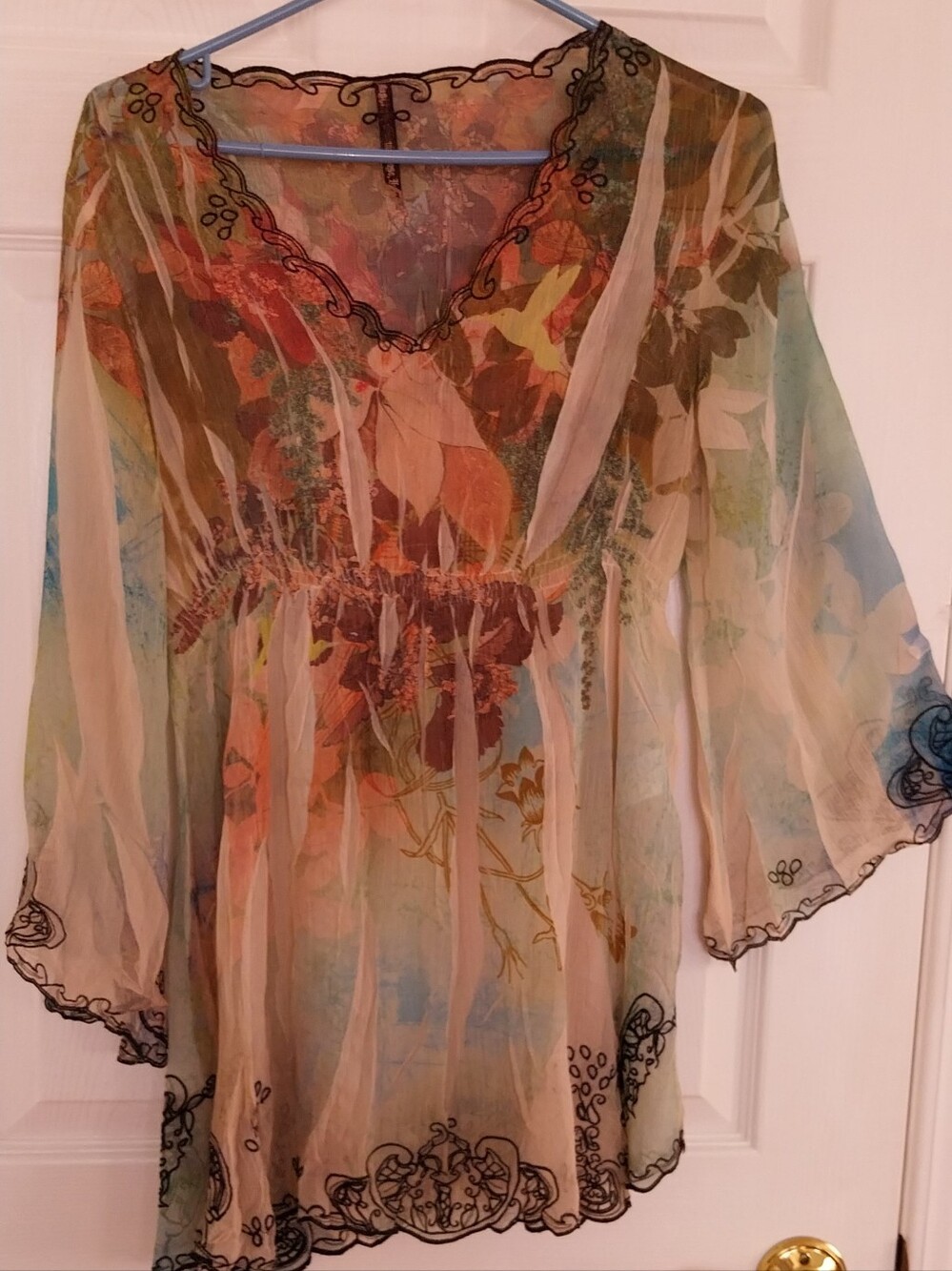 Sheer Floral V-Neck Women’s Top in Multicolor - Picture 7 of 11